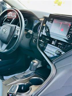 تۆیۆتا کامری